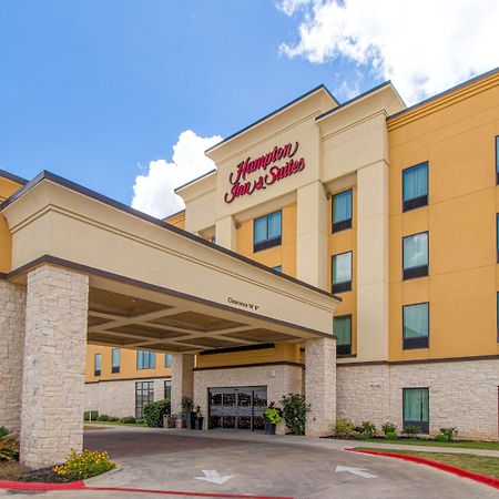 Hampton Inn & Suites Bastrop Exterior foto
