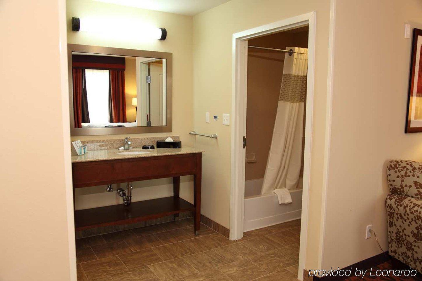 Hampton Inn & Suites Bastrop Habitación foto